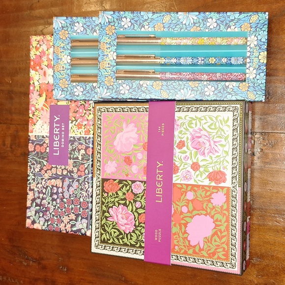 🌹 Liberty of London Aurora 144 Piece Wood Jigsaw Puzzle. New with tags! - Picture 8 of 8